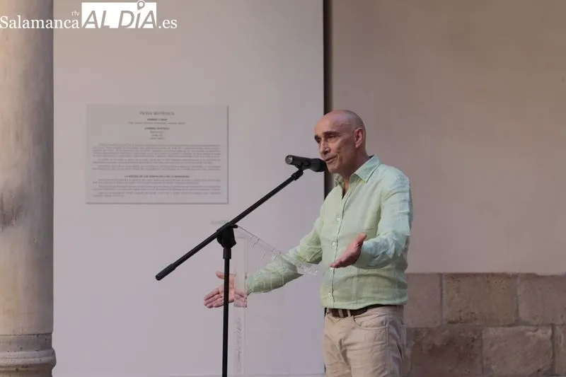 Presentación de 'Mar de encinas' y espectáculo poético-dancístico en el Patio de La Salina