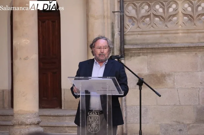 Presentación de 'Mar de encinas' y espectáculo poético-dancístico en el Patio de La Salina