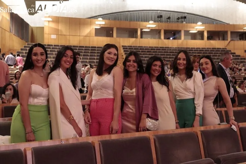 Imágenes del acto de graduación de los alumnos de Educación de la USAL