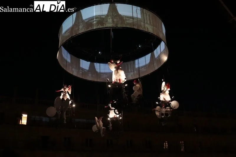 Imágenes del impresionante espectáculo en la Plaza Mayor