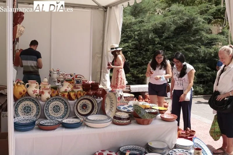 La plaza de Los Bandos es el escenario de la Feria Internacional de Alfarería y Cerámica