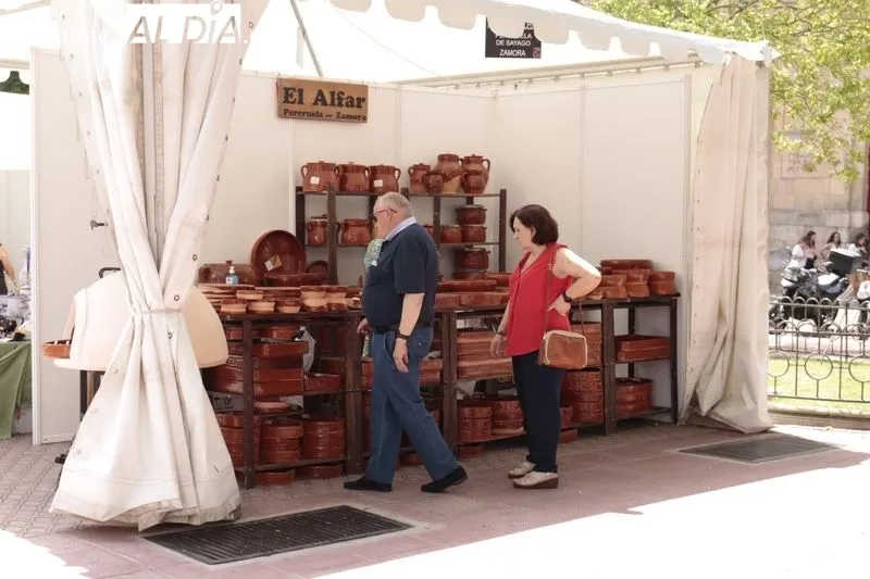 La plaza de Los Bandos es el escenario de la Feria Internacional de Alfarería y Cerámica