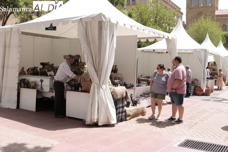 La plaza de Los Bandos es el escenario de la Feria Internacional de Alfarería y Cerámica