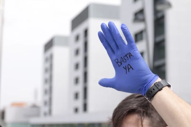  Concentración de la Junta de Personal del área de Salud de Salamanca, a la puerta del Hospital Universitario. Foto de David Sañudo