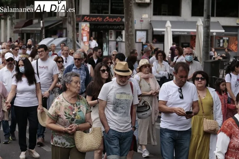 Imágenes de la manifestación convocada por la Plataforma de Salamanca para la Defensa de la Sanidad Pública