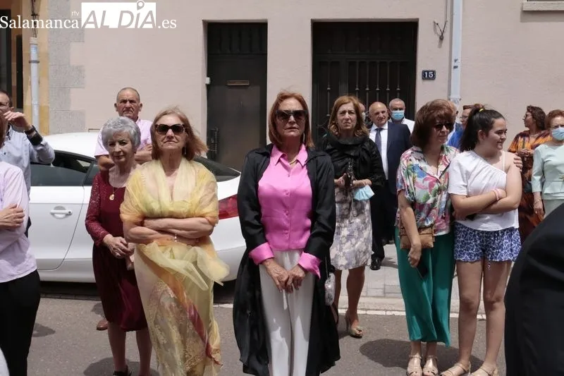 Misa y procesión del Corpus en Villares de la Reina