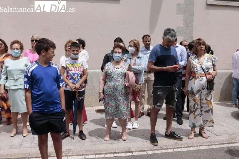 Misa y procesión del Corpus en Villares de la Reina