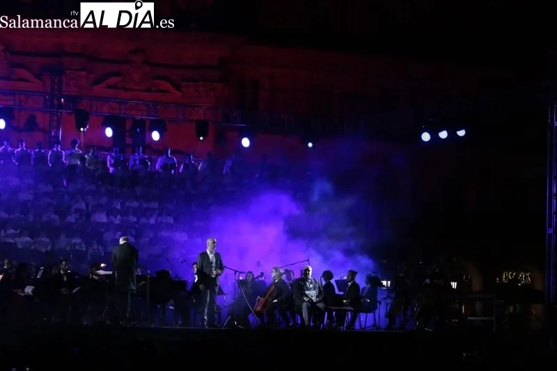 Espectacular recital esta noche en la Plaza Mayor de Salamanca