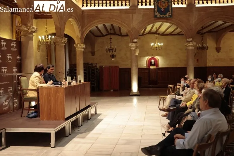 Presentación del libro 'Desde que me quedé sin dioses'