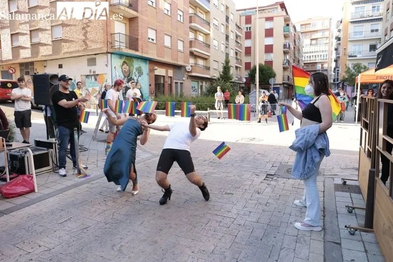 Carrera de tacones en el Barrio de Oeste
