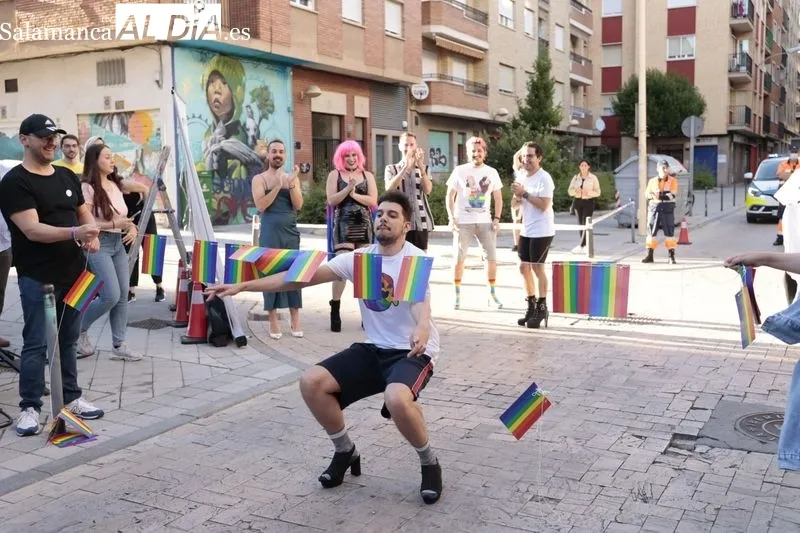 Carrera de tacones en el Barrio de Oeste