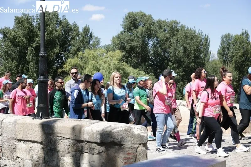 Foto 3 - Salamanca se vuelca con el autismo gracias a la I Carrera Solidaria Ariadna y su Marcha Participativa