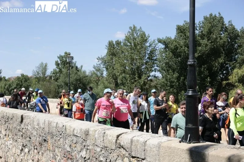 Foto 2 - Salamanca se vuelca con el autismo gracias a la I Carrera Solidaria Ariadna y su Marcha Participativa