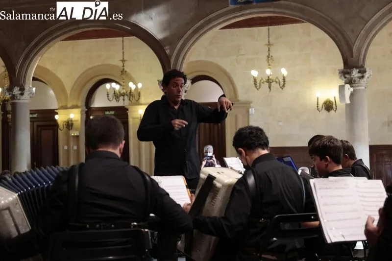 Concierto de la Agrupación de Acordeones de Villamayor