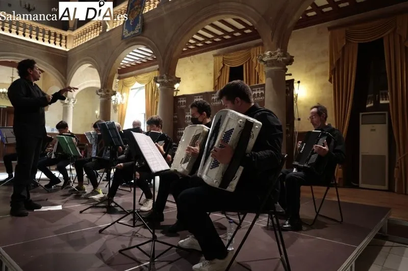 Concierto de la Agrupación de Acordeones de Villamayor