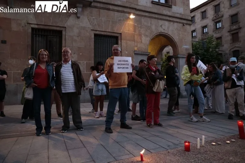 Concentración convocada por la Asamblea de Apoyo a Personas Migrantes