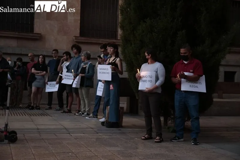 Concentración convocada por la Asamblea de Apoyo a Personas Migrantes