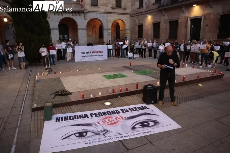 Concentración convocada por la Asamblea de Apoyo a Personas Migrantes