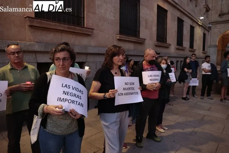 Concentración convocada por la Asamblea de Apoyo a Personas Migrantes