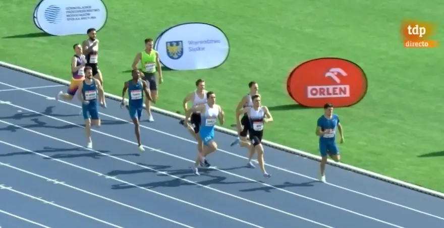 Foto 2 - &Aacute;lvaro de Arriba logra en Chorz&oacute;w la mejor marca personal de su carrera