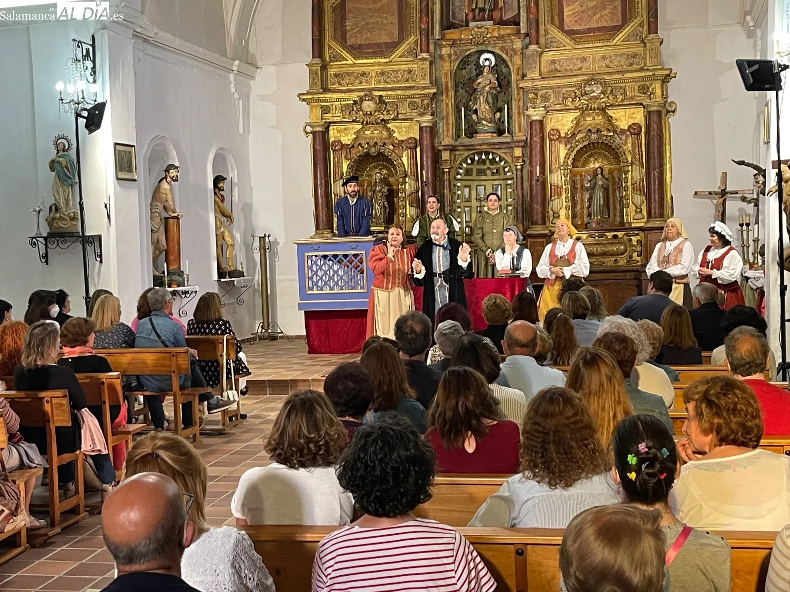 El grupo teatral Lazarillo de Tormes representaba en la Ermita de San Luis ‘Buscando a Nebrija’
