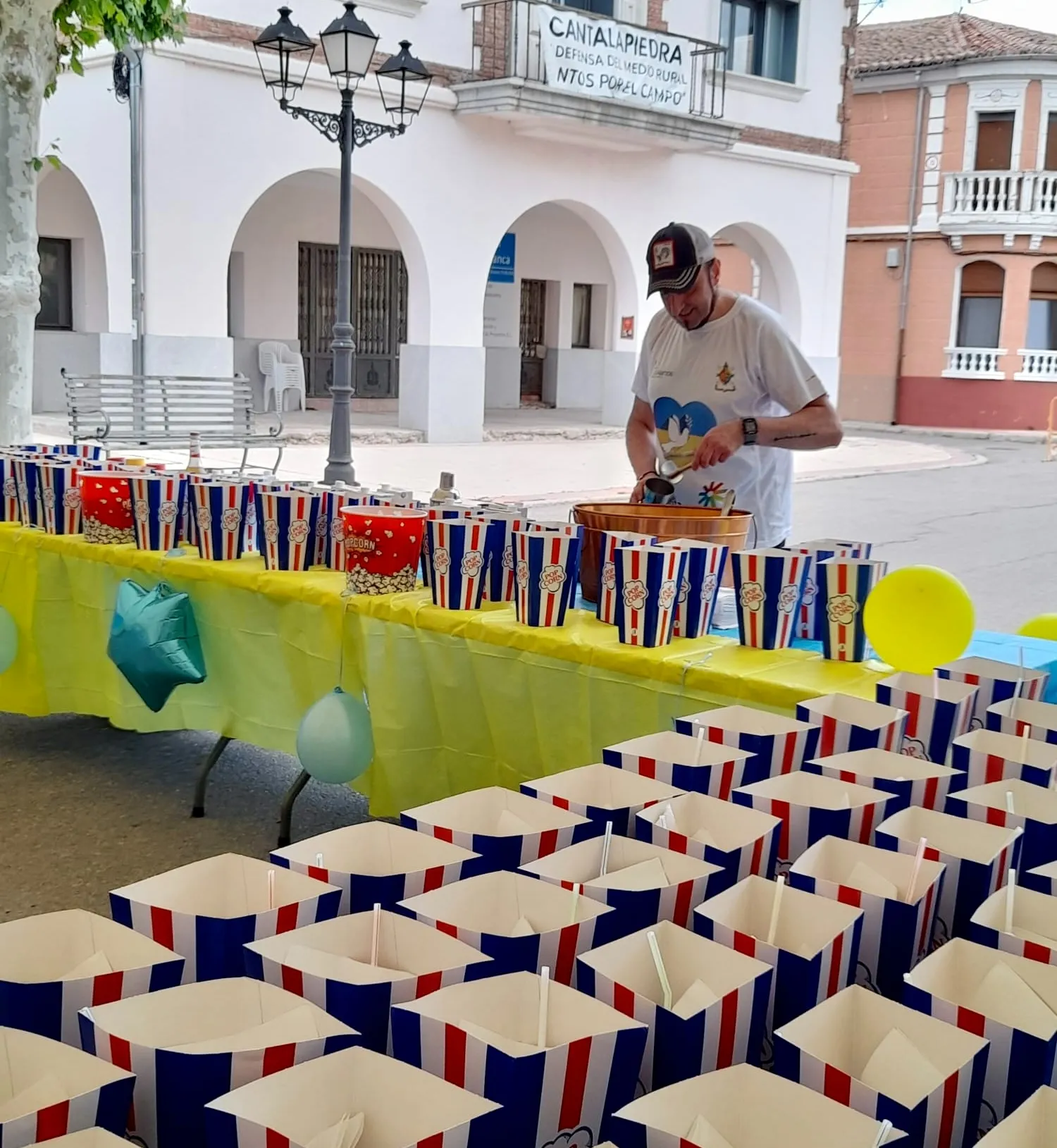 Foto 7 - 'El sabor de las nubes' de Teo Marcos cautiva Cantalapiedra para ayudar a refugiados ucranianos