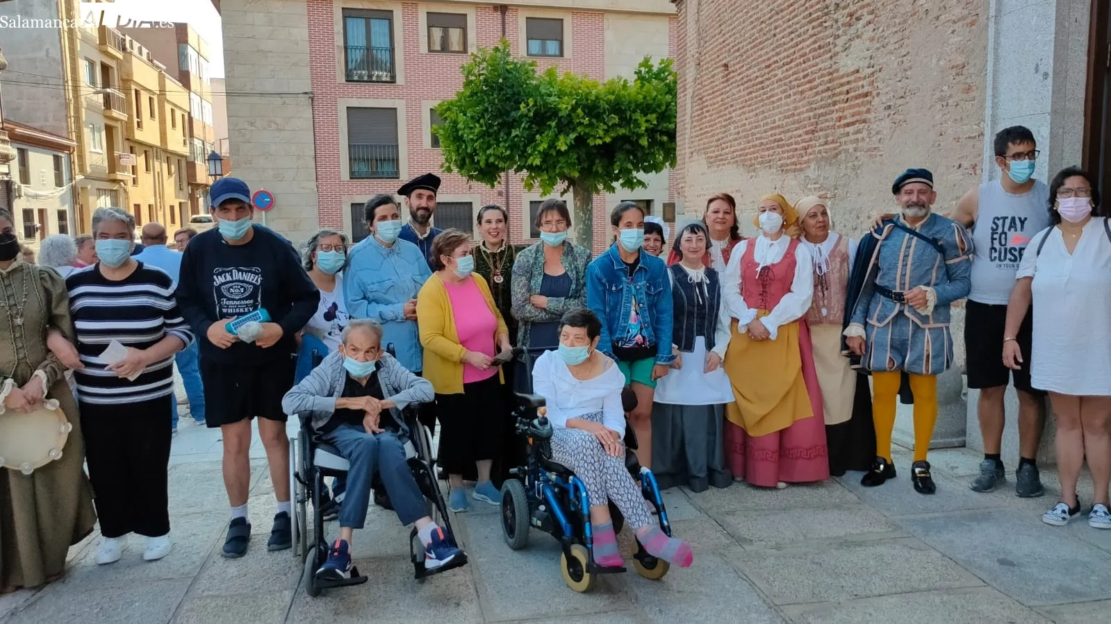 El grupo teatral Lazarillo de Tormes representaba en la Ermita de San Luis ‘Buscando a Nebrija’