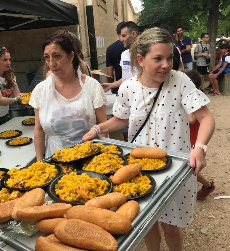 Imágenes de la jornada de convivencia de familias en el colegio San Agustín