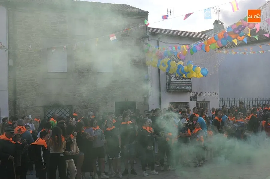 Ambiente en el pregón de fiestas de Navasfrías/ Fotos: Sergio Martín