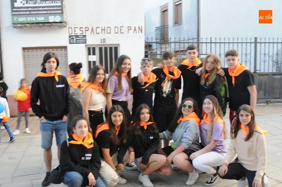 Ambiente en el pregón de fiestas de Navasfrías/ Fotos: Sergio Martín