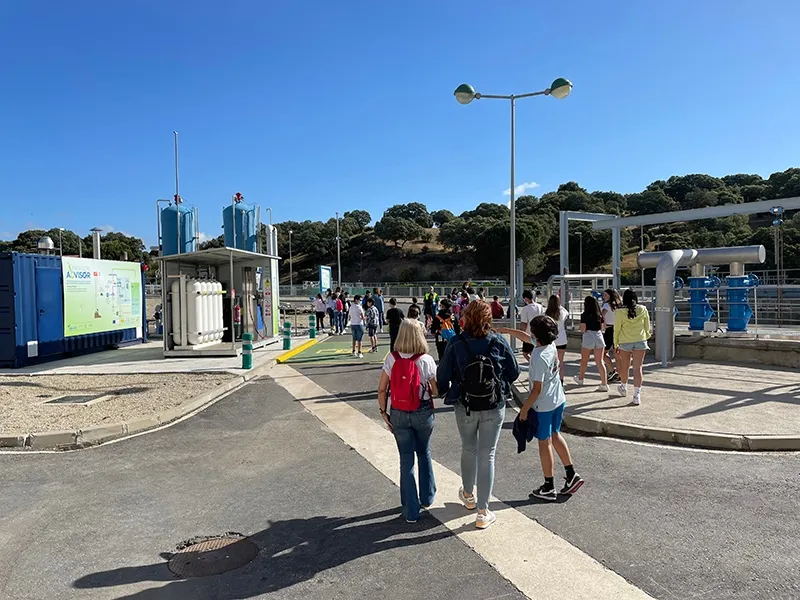 Foto 2 - Los peque&ntilde;os protagonizan el inicio de actividades por el D&iacute;a del Medio Ambiente
