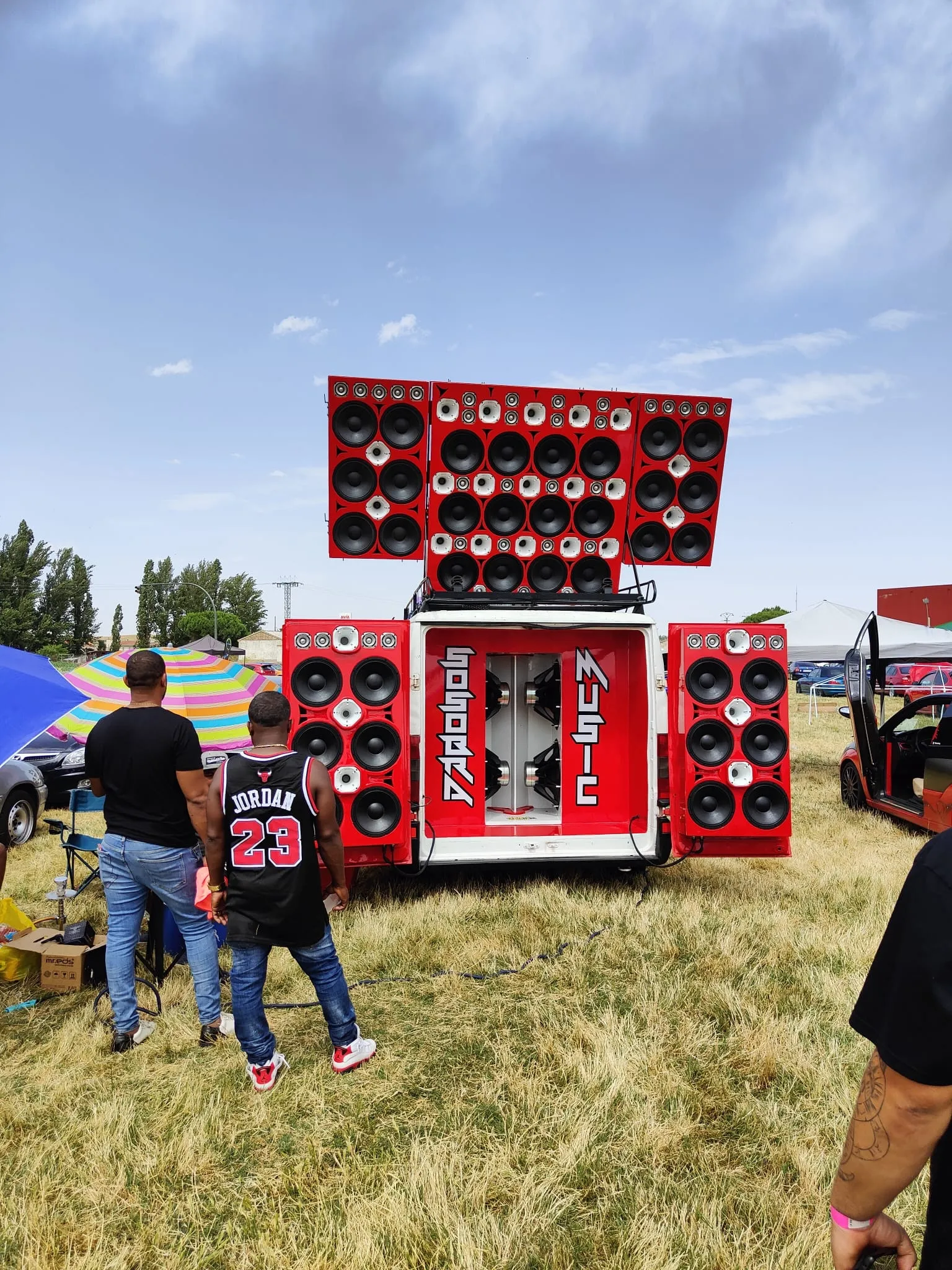 Villoria vive este fin de semana la esperada vuelta de su Quedada Tunning 