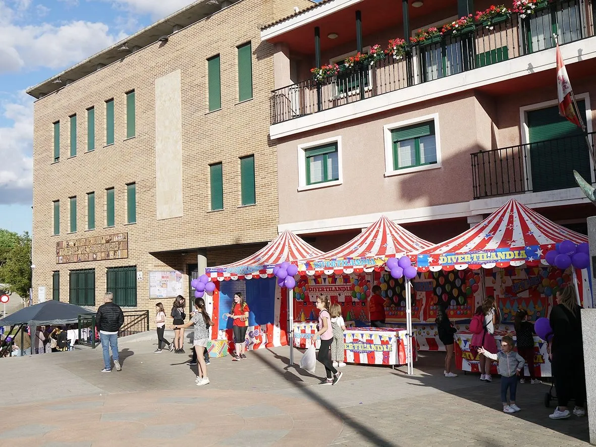 Foto 9 - Los m&aacute;s peque&ntilde;os disfrutan de la jornada Carbajosa por la Igualdad