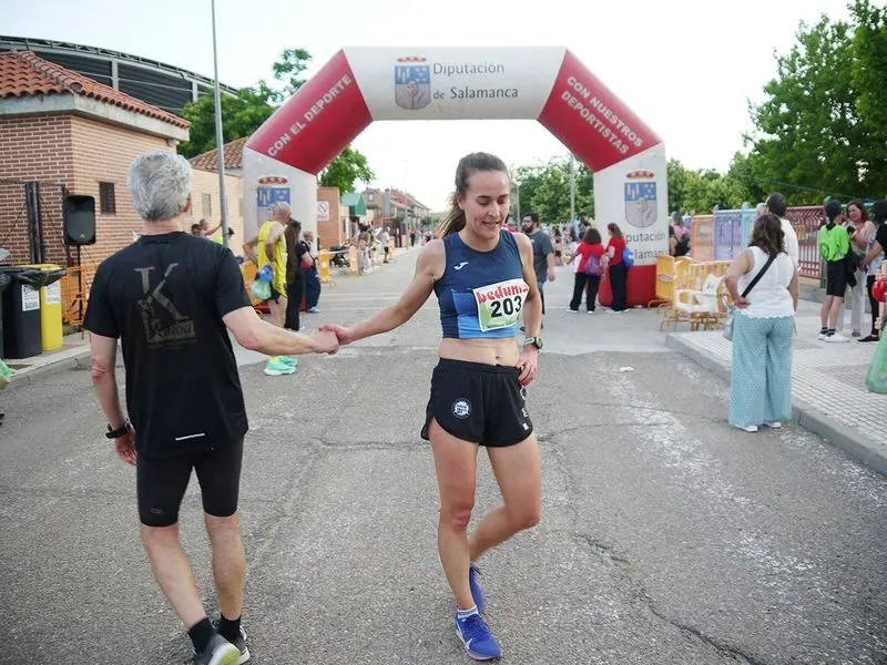 Foto 4 - Carbajosa no se pierde una gran Carrera Sunset 2022