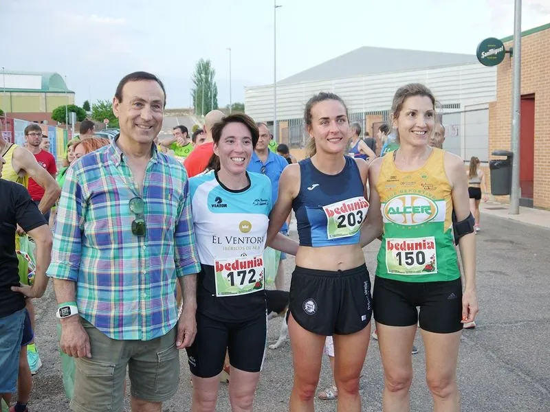 Foto 3 - Carbajosa no se pierde una gran Carrera Sunset 2022