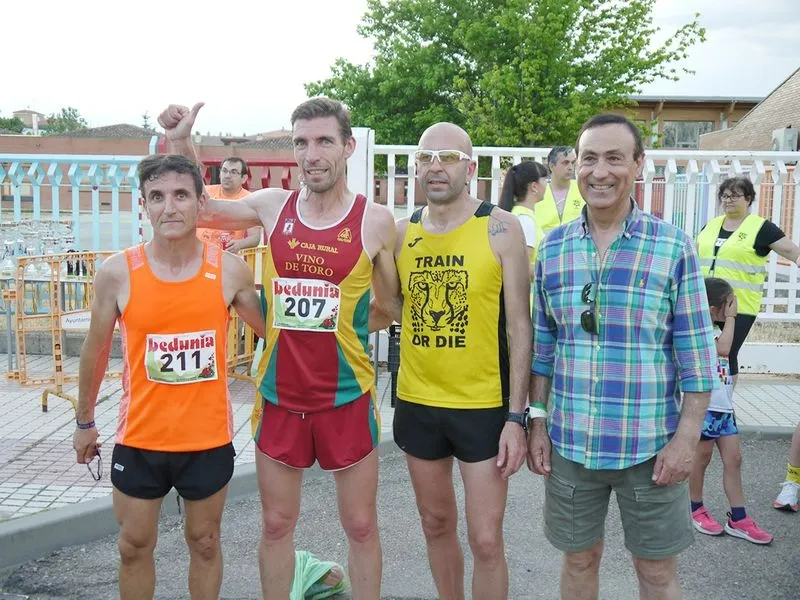 Foto 2 - Carbajosa no se pierde una gran Carrera Sunset 2022