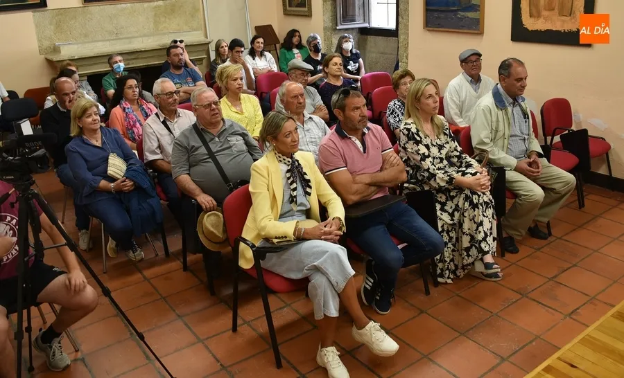 Foto 4 - Luis Antonio Pedraza ofrece un viaje musical para clausurar el curso de la Escuela de Tamborileros