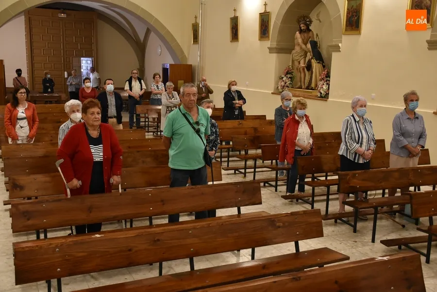 Foto 4 - La Hermandad de la Virgen de la Pe&ntilde;a inicia el Triduo previo a la Romer&iacute;a