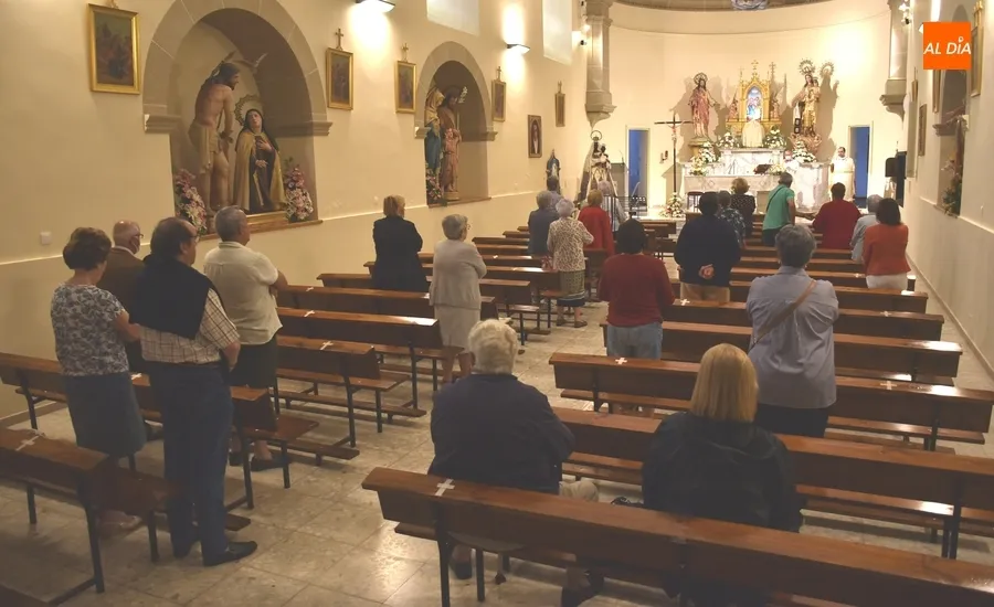 Foto 2 - La Hermandad de la Virgen de la Pe&ntilde;a inicia el Triduo previo a la Romer&iacute;a