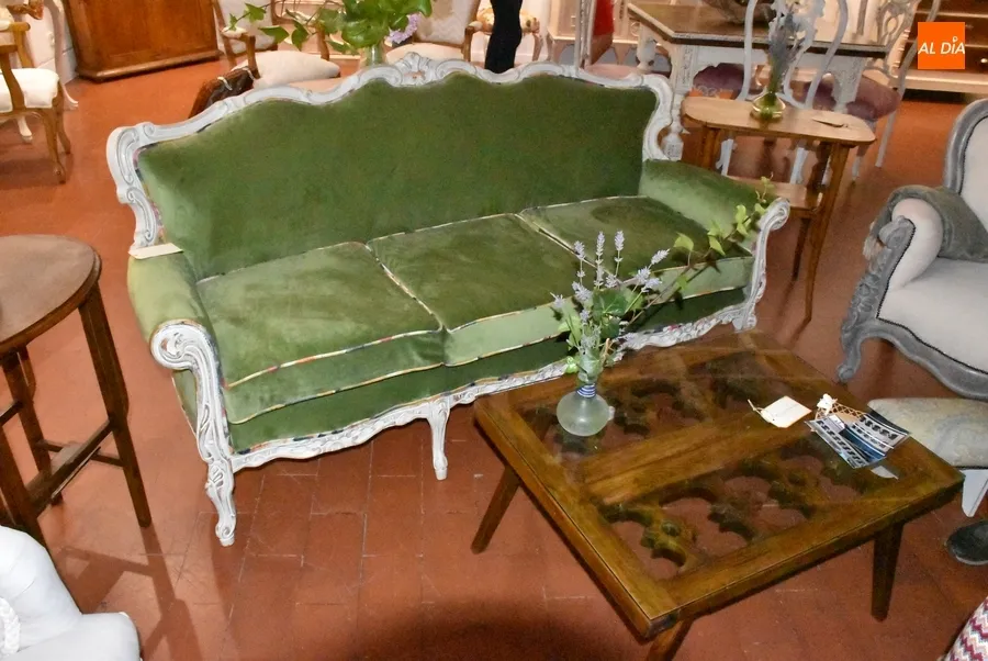Foto 7 - Hasta un Rey Mago forma parte de la macroexposici&oacute;n de muebles del Taller de Restauraci&oacute;n