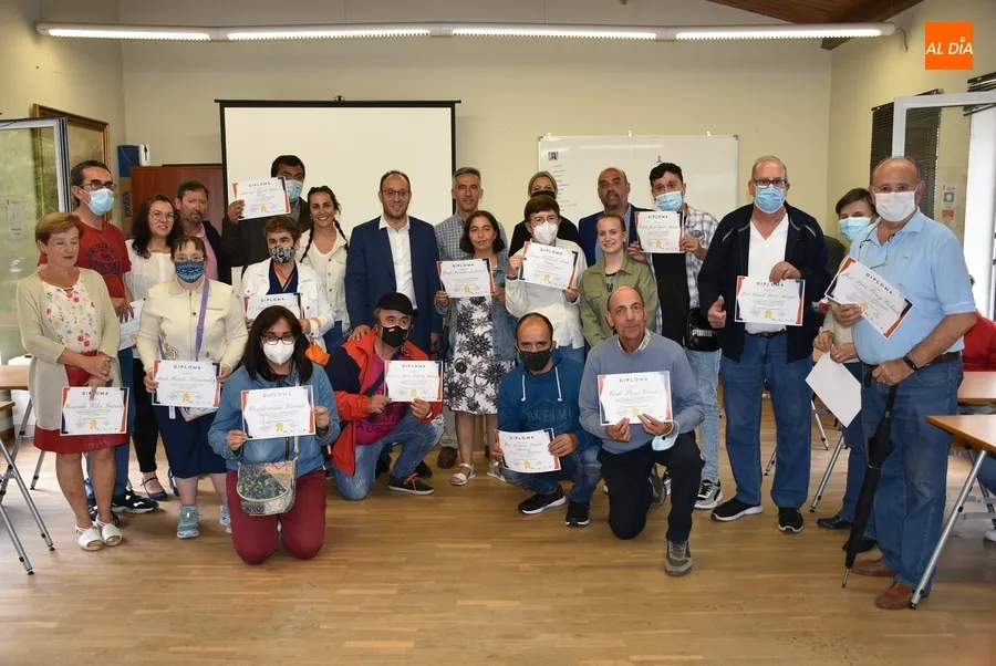 Foto 4 - Un total de 106 personas han tomado parte este semestre en los cursos del Centro de Nuevas Tecnolog&iacute;as