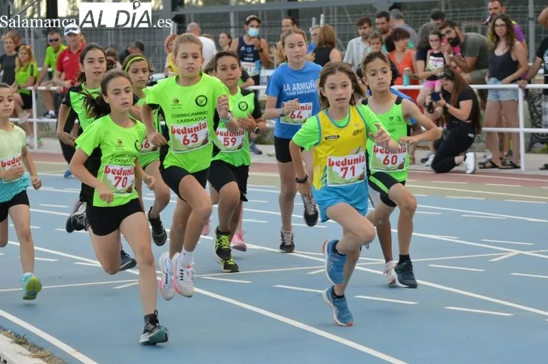 Foto 13 - Carbajosa no se pierde una gran Carrera Sunset 2022