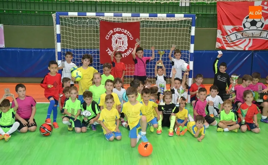 Foto 5 - El III Columnas pone el broche al curso con la concurrida jornada de finales de su Liga Prebenjam&iacute;n