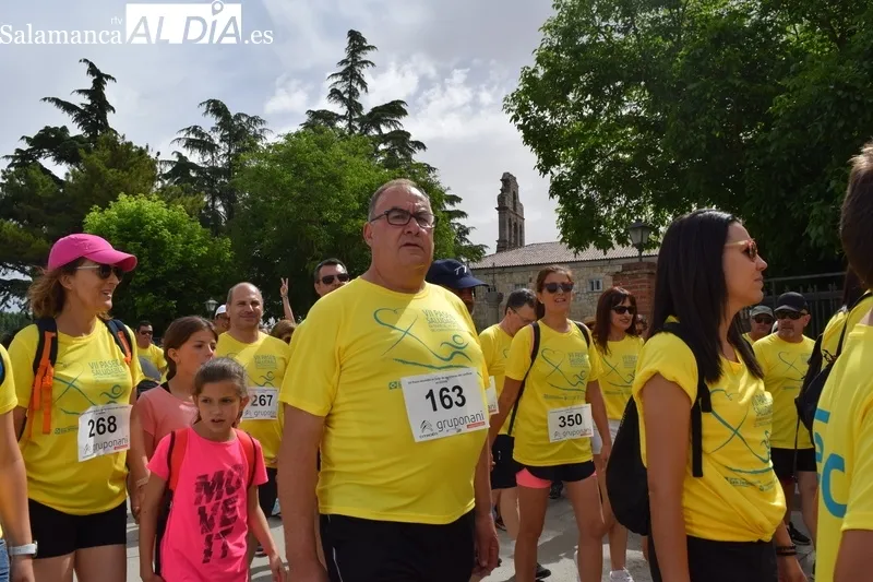 Foto 10 - Respuesta masiva al Paseo Solidario de San Jer&oacute;nimo en favor de las v&iacute;ctimas del conflicto de Ucrania