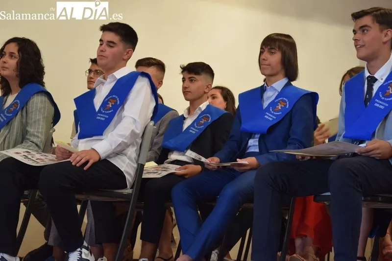 Foto 9 - El Colegio Santa Isabel despide una nueva promoci&oacute;n de graduados