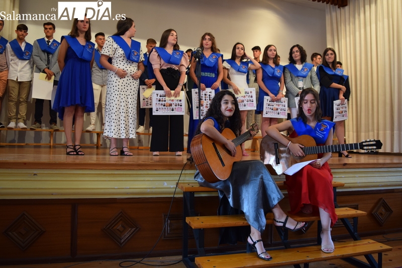 Foto 6 - El Colegio Santa Isabel despide una nueva promoción de graduados