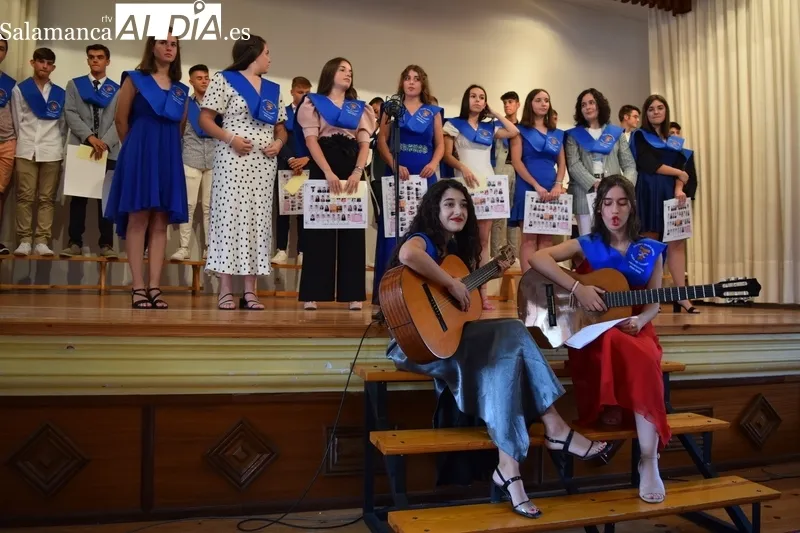 Foto 6 - El Colegio Santa Isabel despide una nueva promoci&oacute;n de graduados