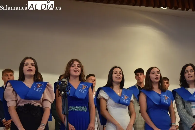 Foto 5 - El Colegio Santa Isabel despide una nueva promoci&oacute;n de graduados