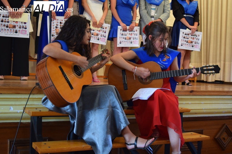 Foto 4 - El Colegio Santa Isabel despide una nueva promoción de graduados