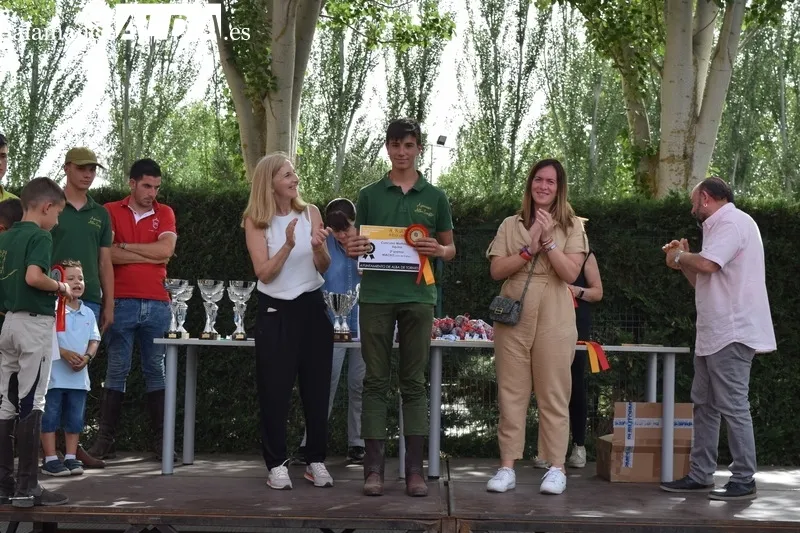 Foto 18 - Entrega de premios de los concursos morfol&oacute;gicos de la Feria de San Antonio